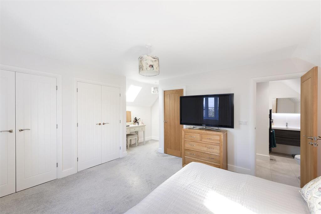 The Chitterings ph27.jpg