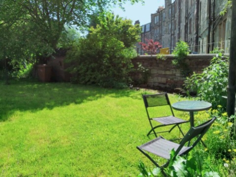garden 2.jpg