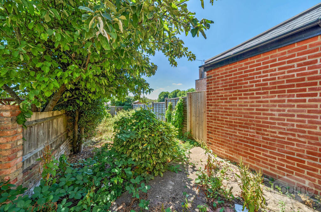 c0ce0128-037e-4d0...