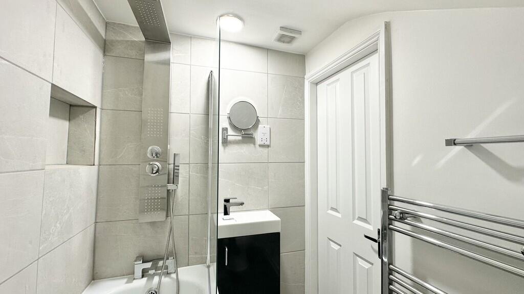En-Suite Three