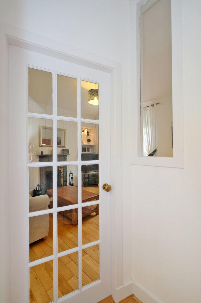 Station Road West...