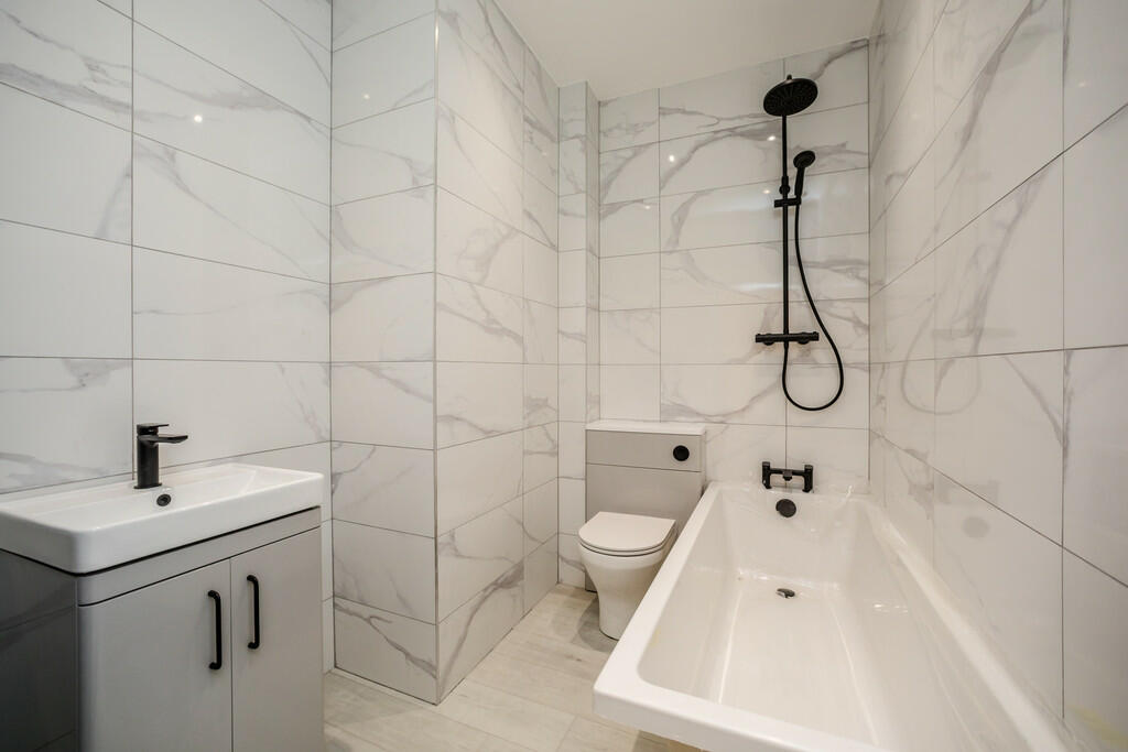 12bHLHudds-170724...