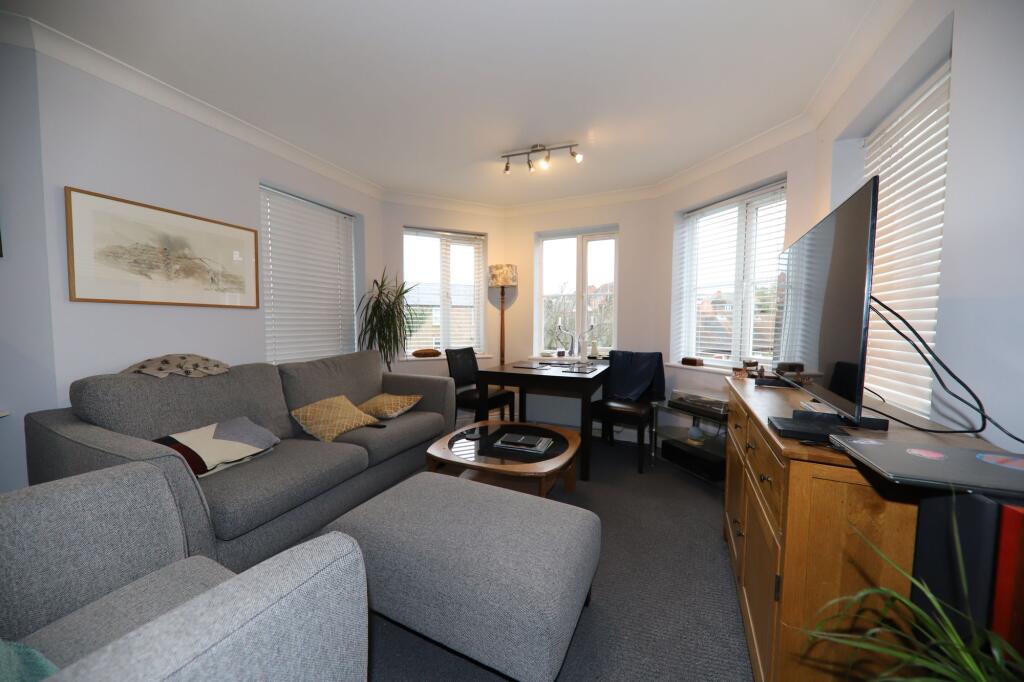 Living Room (2)