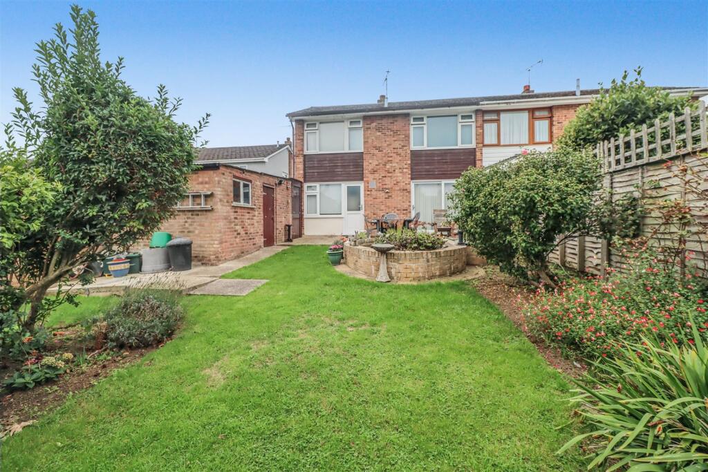 15 MERLIN WAY NEW OUTSIDE-3.jpg