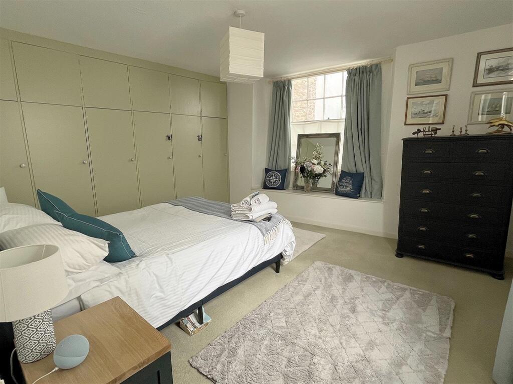Bedroom One.jpg