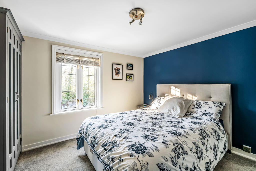 3-Uckfield-Cottage-7