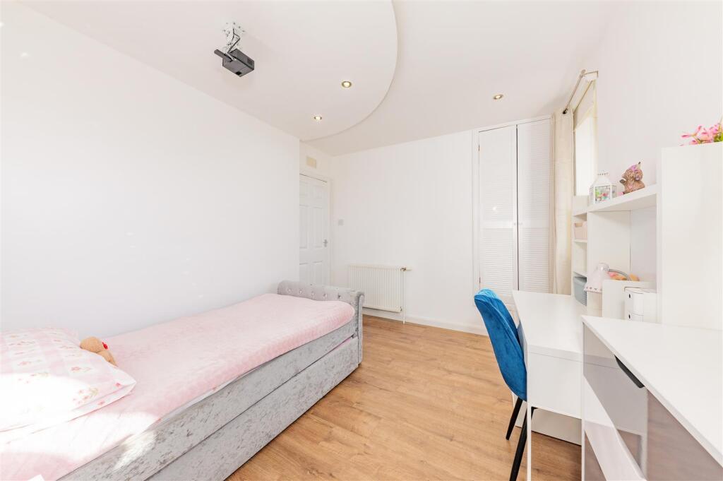 13 St Ninians Road Arbroath-17.JPG