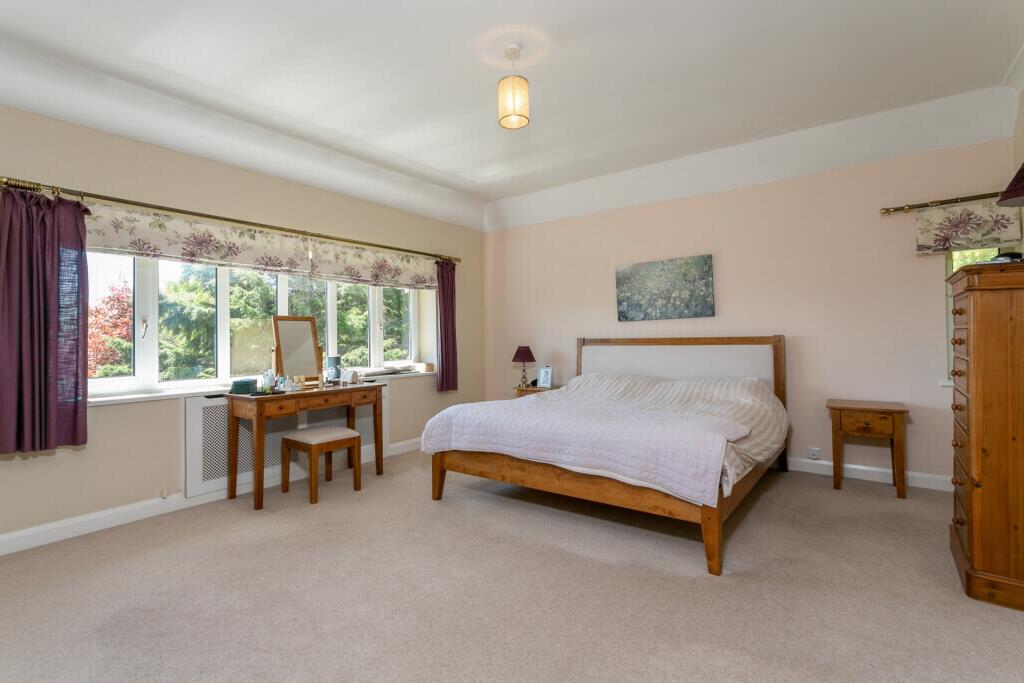 Principal bedroom