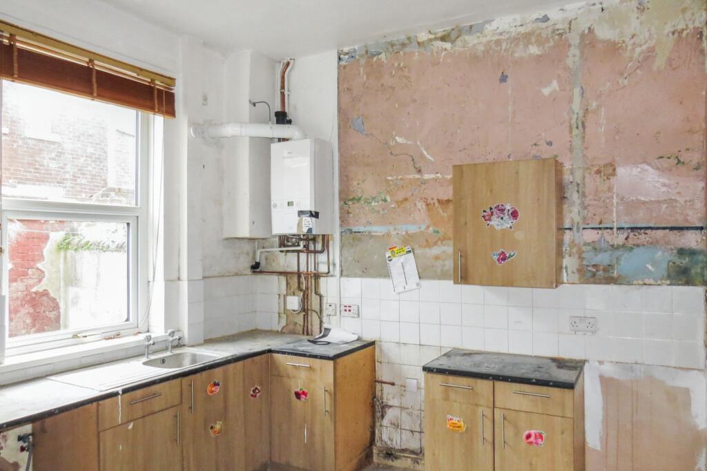 128 Plungington Road, Preston, Lancashire, PR1 7UE