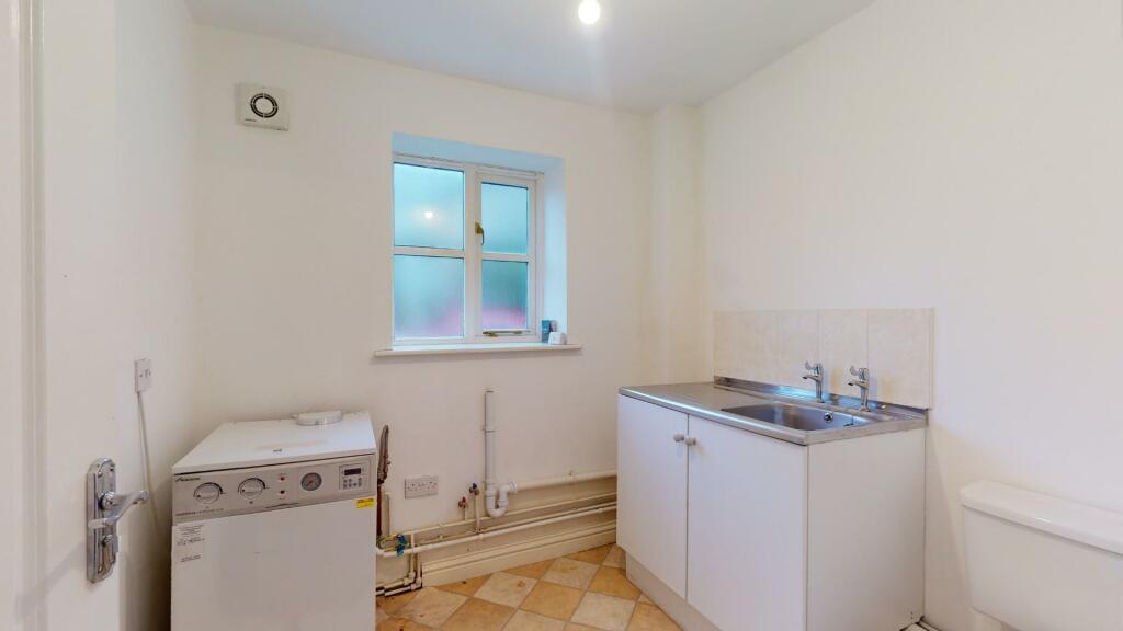 UTILITY ROOM