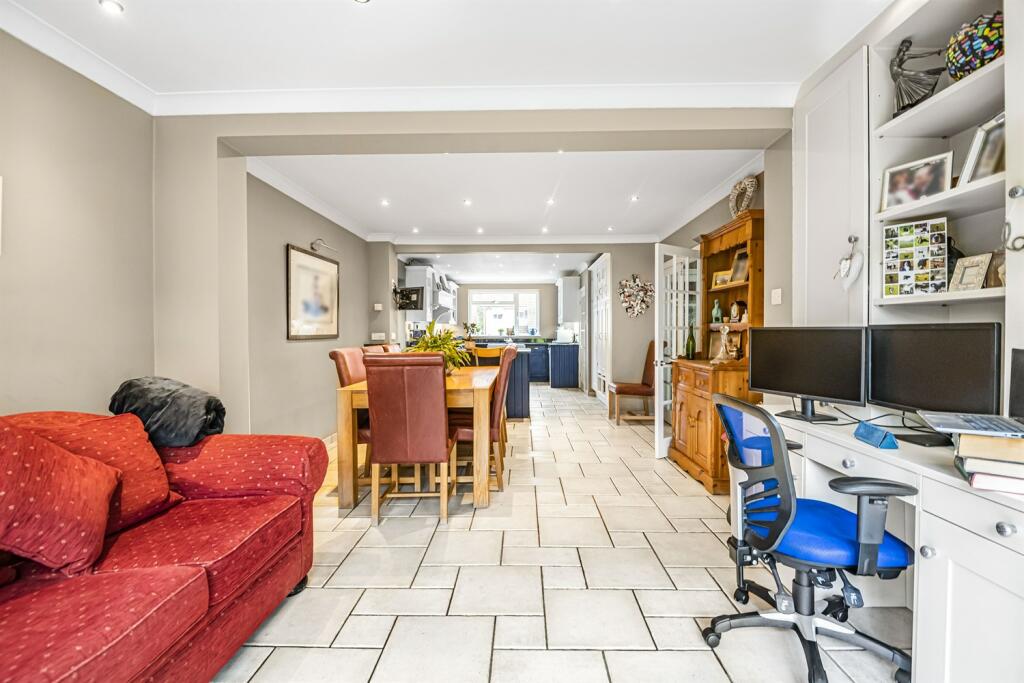 Dining/Family Room