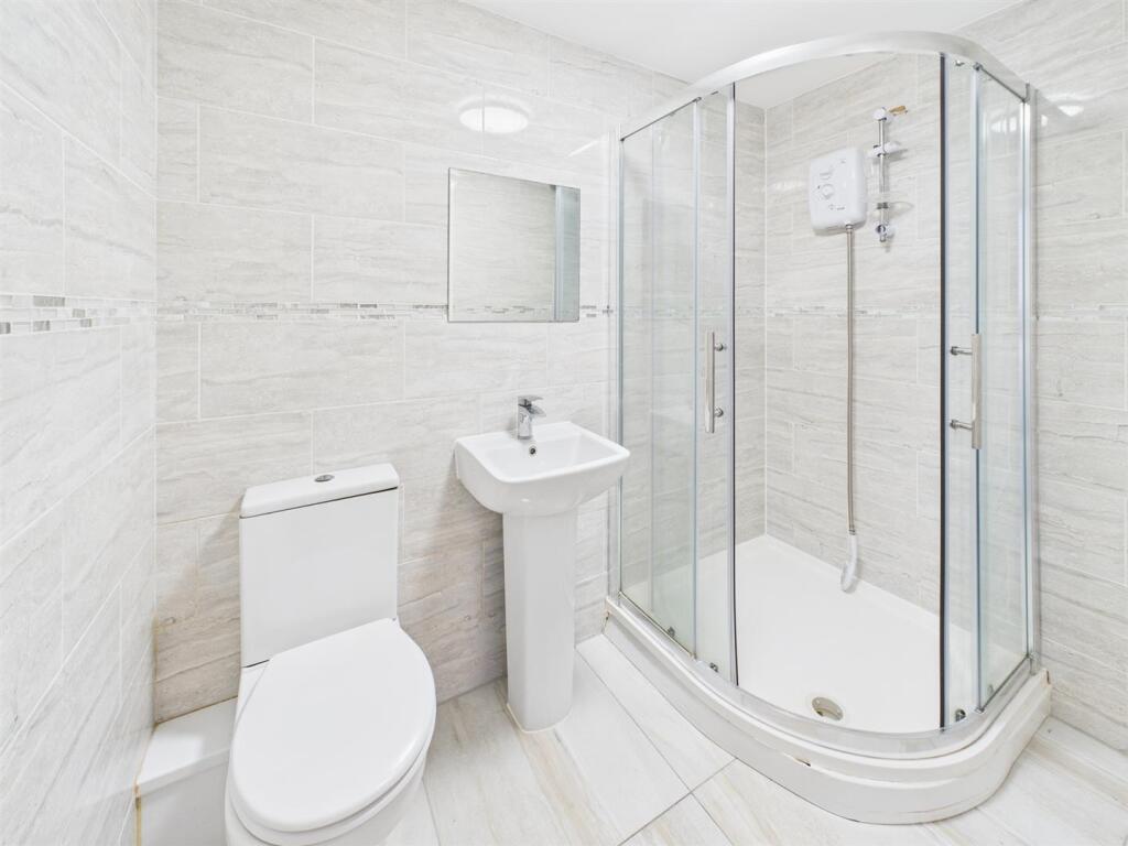 14 - Modern Block of 12 Flats for Auction, Bristol