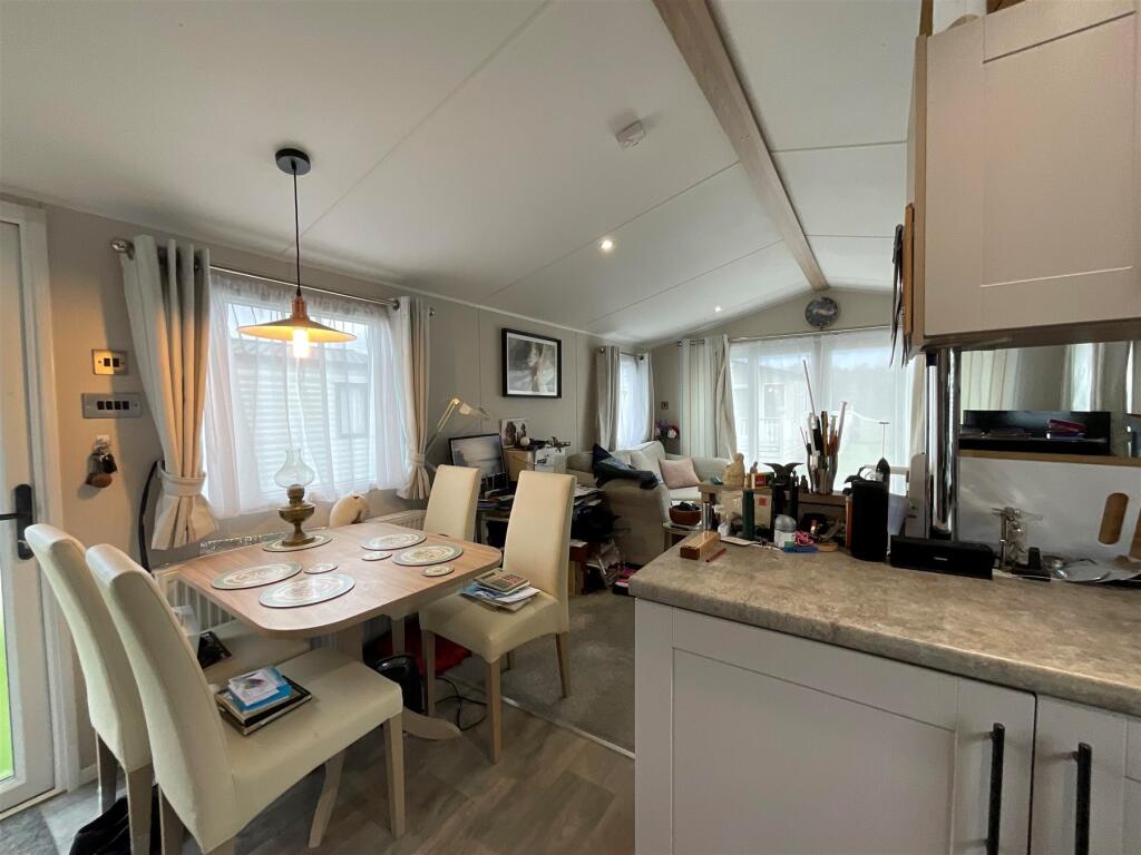 Kitchen/Diner/Lounge