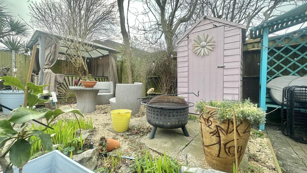 D33A0916-BECF-422...