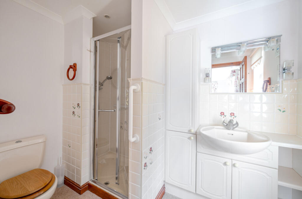 1328579-12-6880cd...