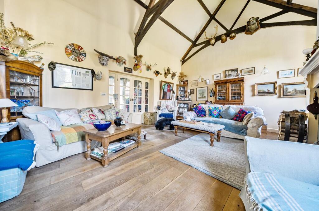 !drawingroom-1284086 (2).jpg