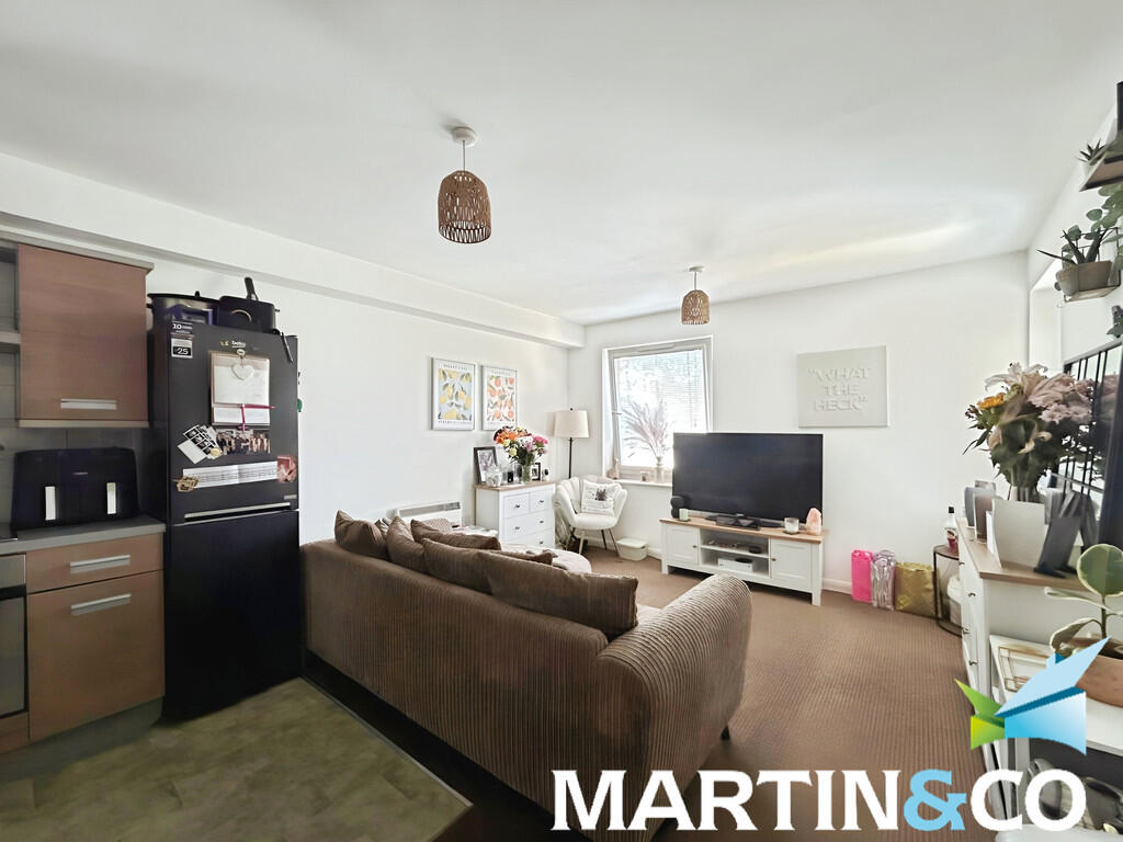 ed171271-IMG-2025...