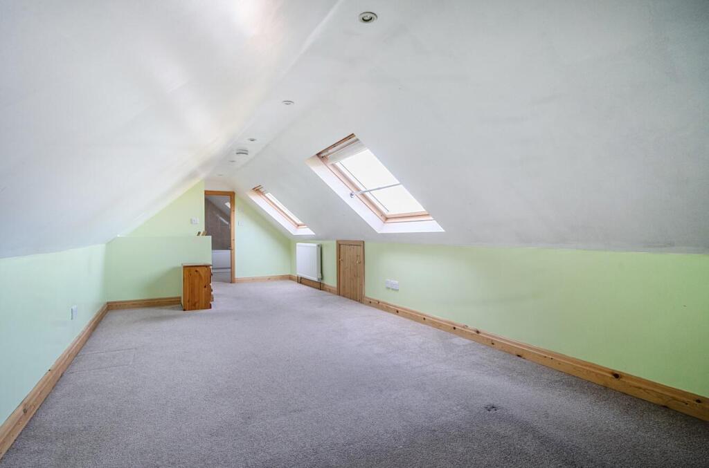 2-6822198639c8b-1293526-ARW-2 .jpg