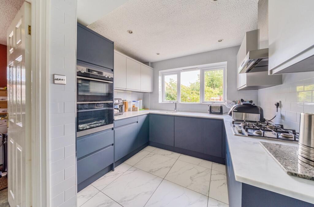 1313161-15-685a64d31b0c0