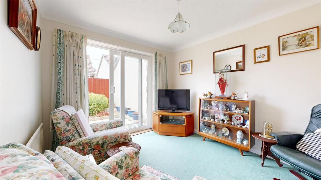 BEDROOM TWO.jpg