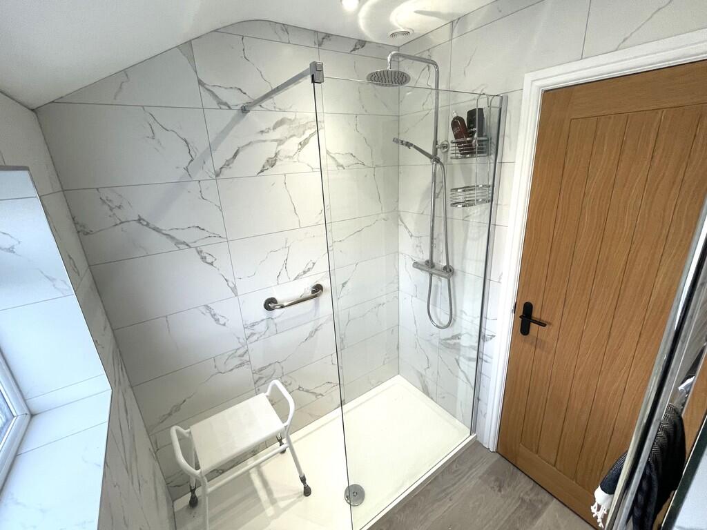bathroom 3 use