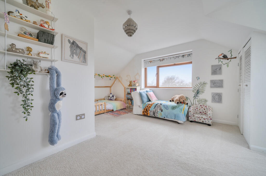 1383822-17-6929d3...