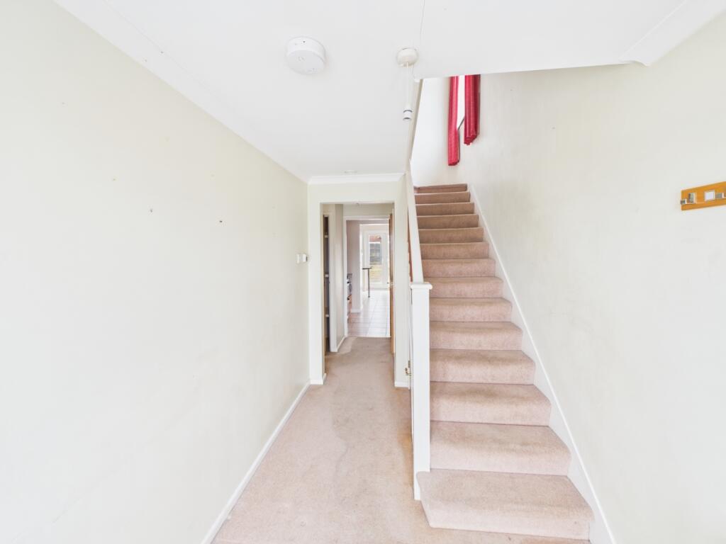 CAM01791G0-PR0157-STILL010