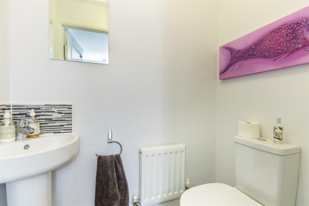 8627852-interior08.jpg