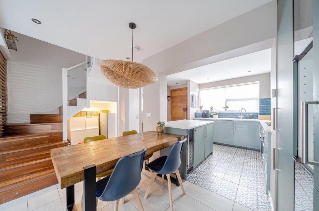 1386763-14-6932b7...