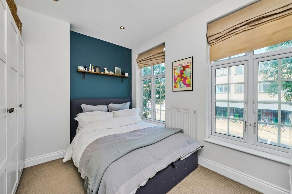 James_Anderson_-_COLSTON_ROAD__EAST_SHEEN__LONDON_