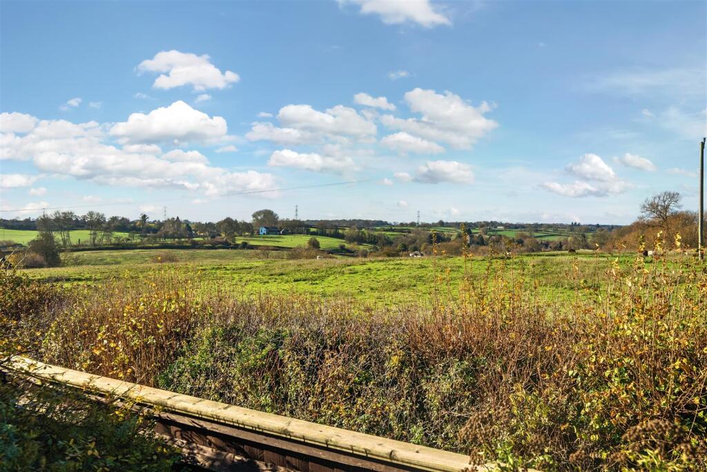 Lacemakers Cottage, 1 Long Row, Wicken Road, Leckh