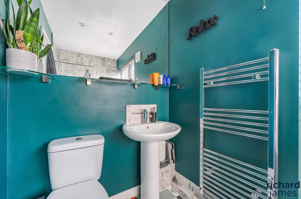 6a702366118d46f8807b2d2cfe07f12d