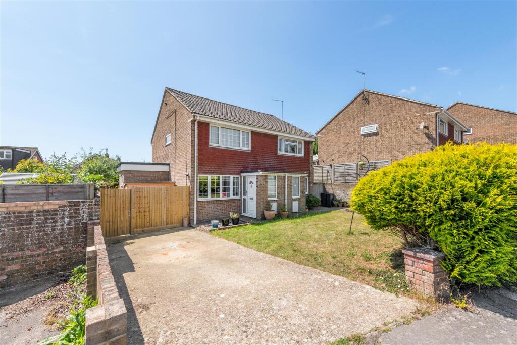 1 The Lynchetts-30.jpg