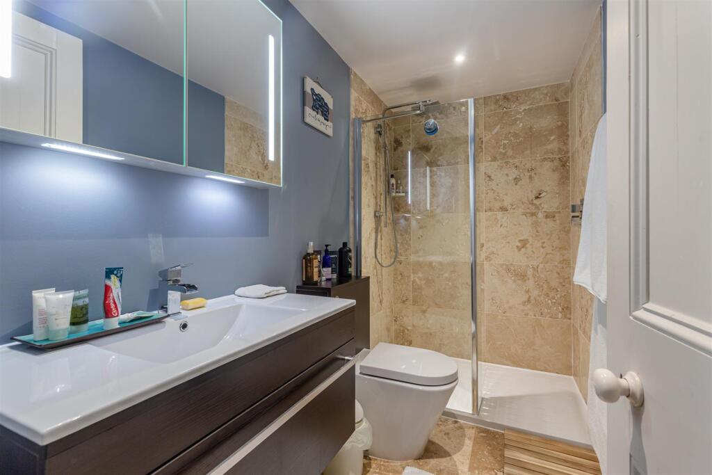 A42 - Chelston, Seaham Hall, Solsbro Road - 230405