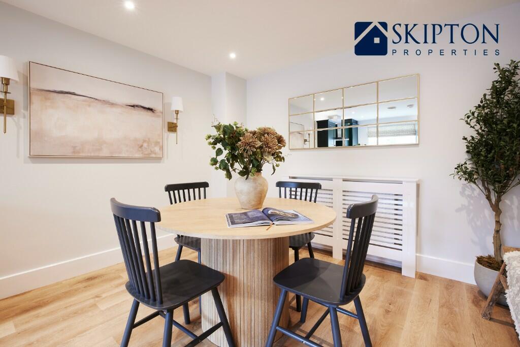 Dining Example