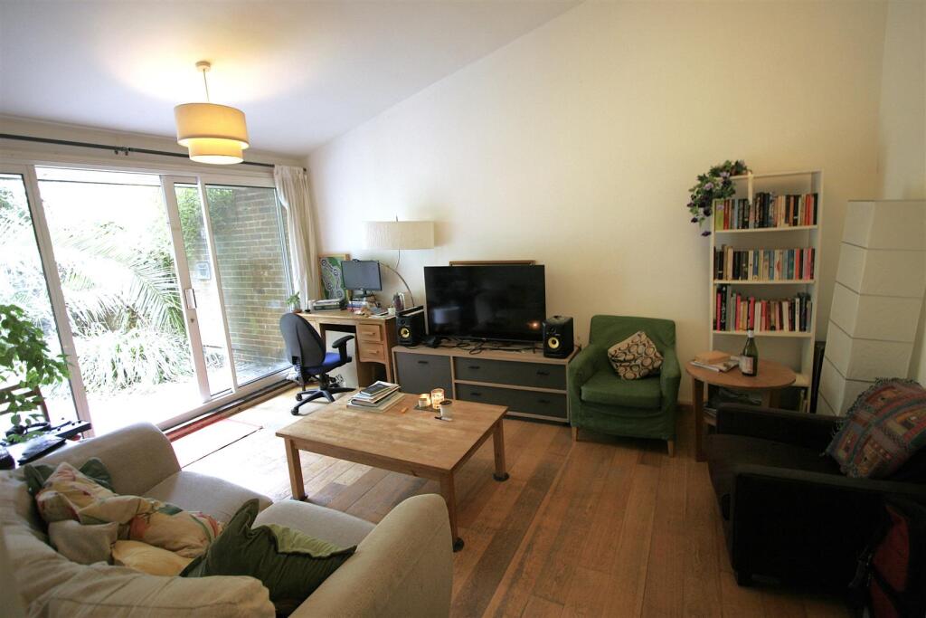 living room 2.JPG