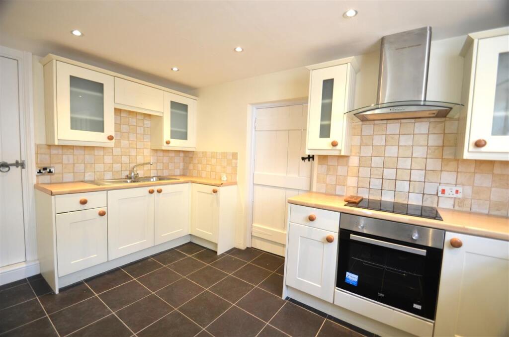 KITCHEN/DINER