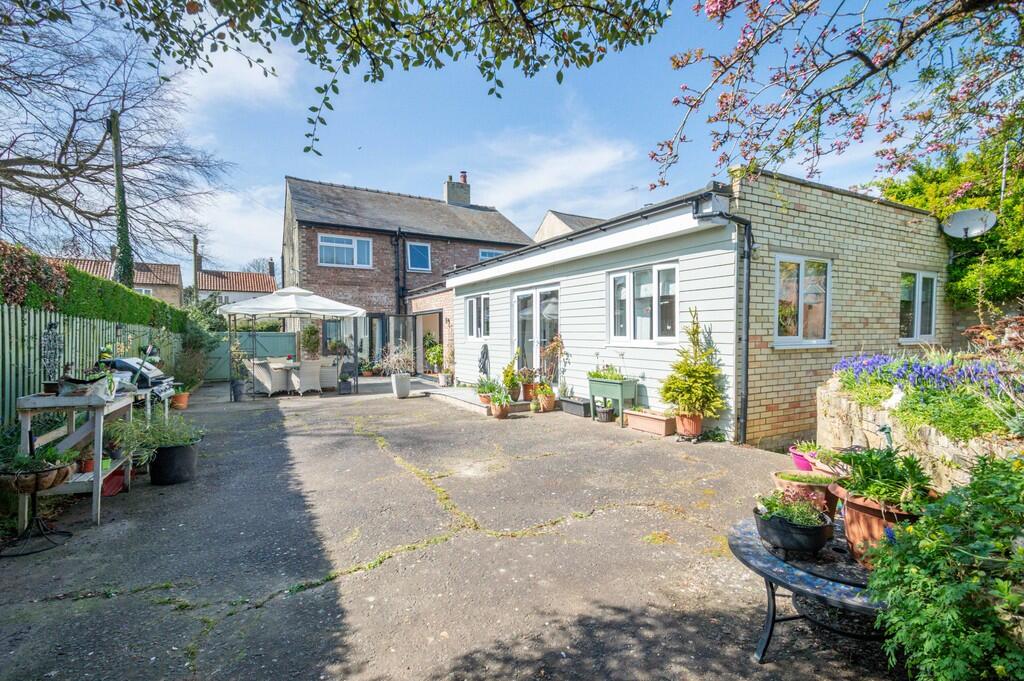 26 Oxford Street-...