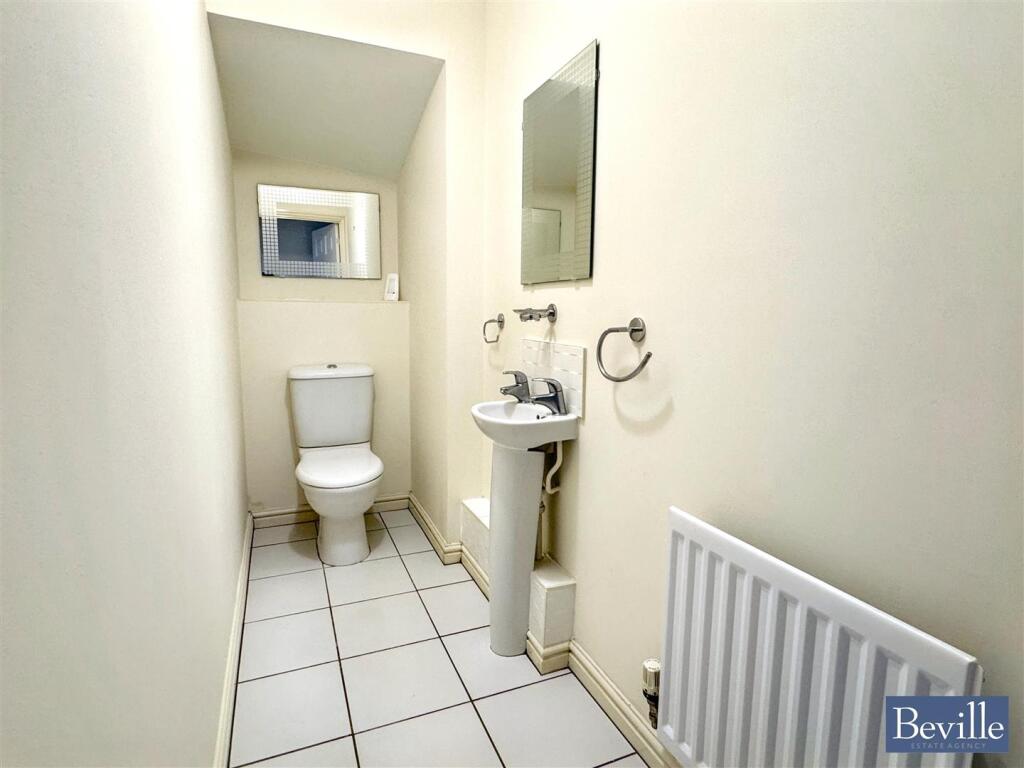 Bluebell Gardens, Emmer Green, Reading