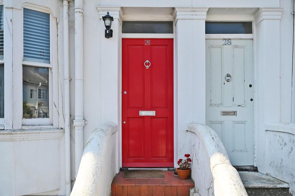 26 Livingstone rd bn3 (13).jpg