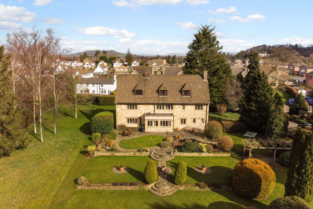 Drone - Rear Elevation