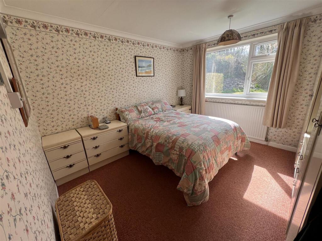 Bedroom One.jpeg