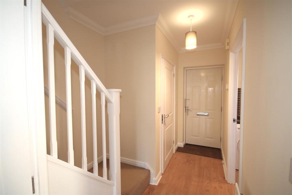 Hall b.JPG
