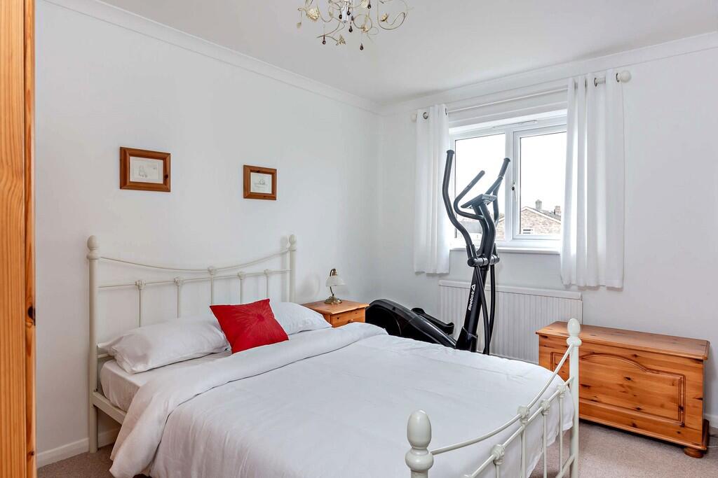 8639764-interior1...