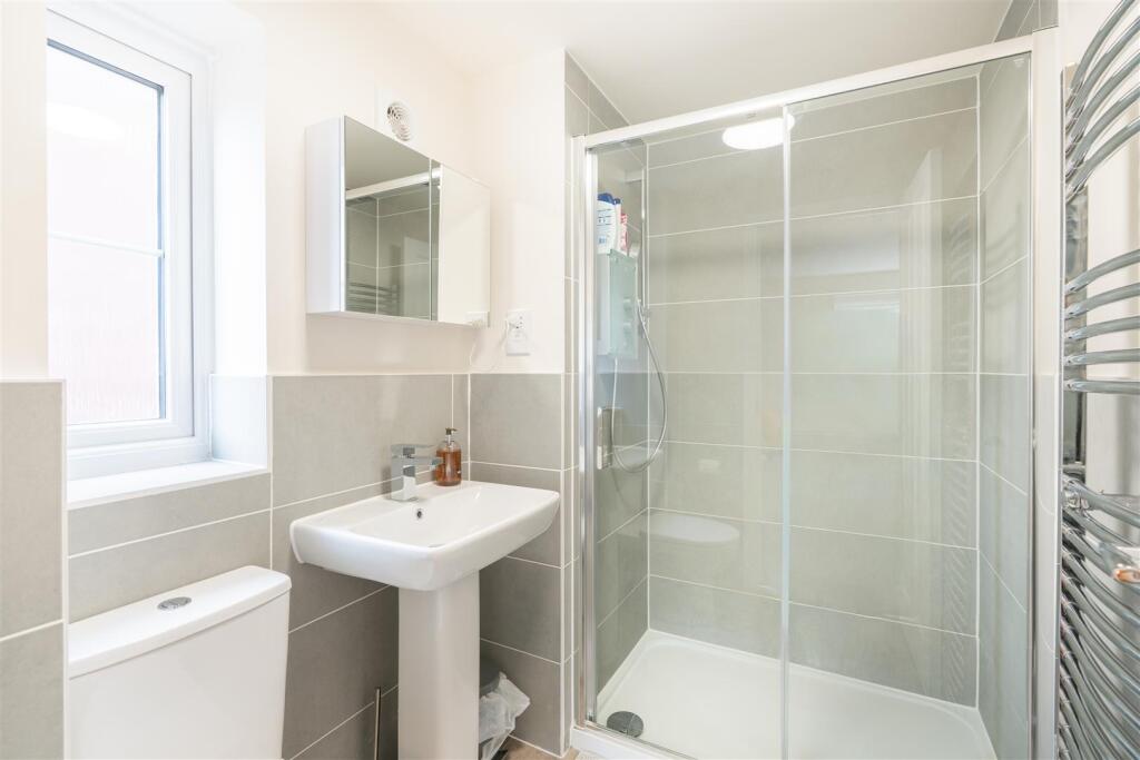 15 Dahlia Crescent-19.jpg