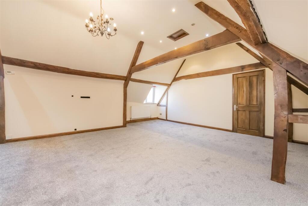Home_3.JPG