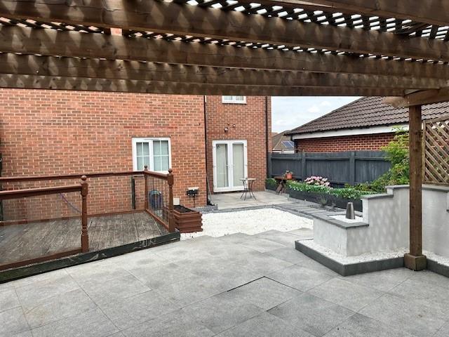 2 Costard Garden3.jpg