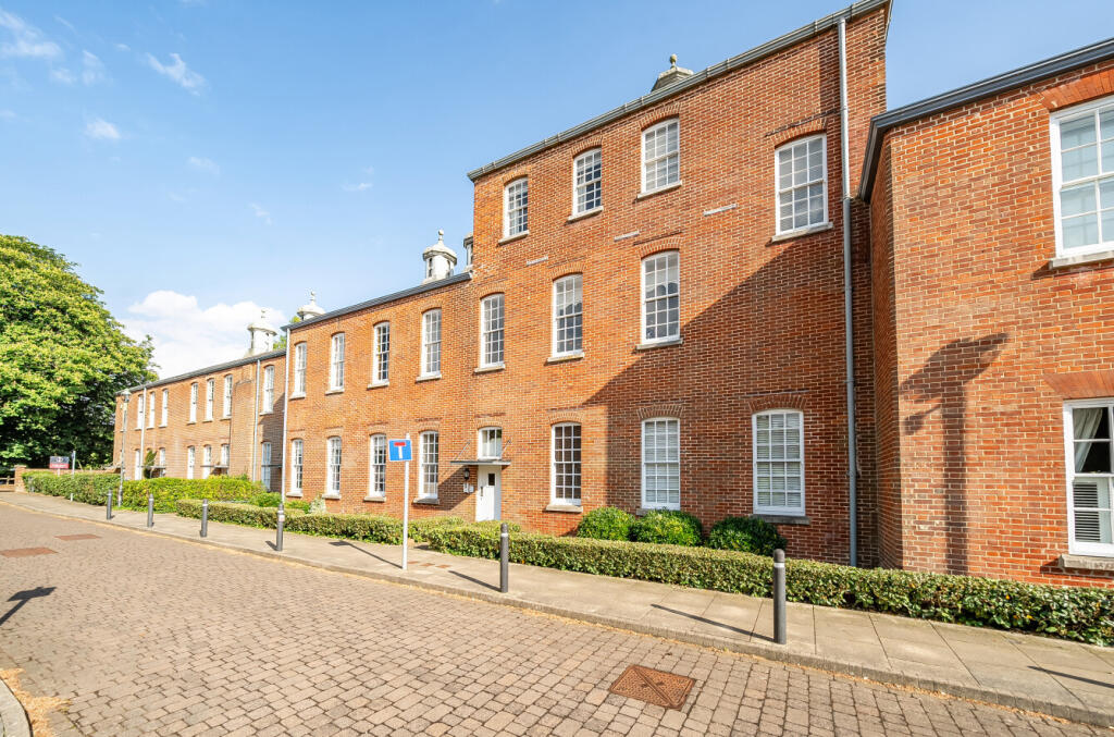 1298838-20-682f7b...