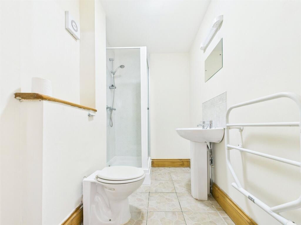 Ensuite