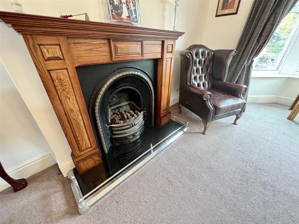 DRAWING ROOM